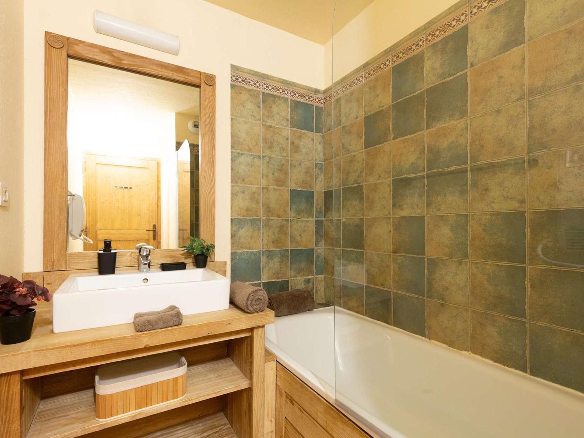Appartement 10 Pers Avec Piscine, Sauna Et Parking En Centre-Ville De Saint-Lary-Soulan - Fr-1-296-394 Экстерьер фото